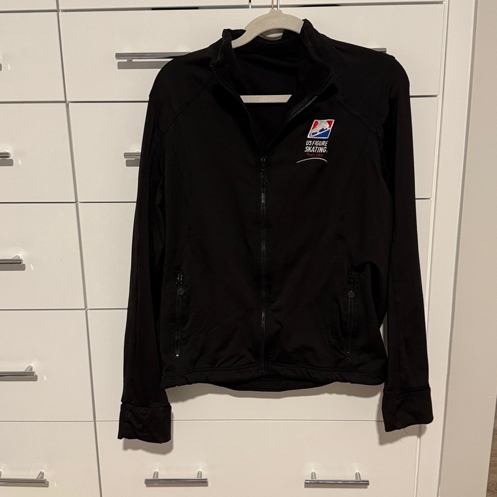 Team USA men’s figure skating jacket. Made in USA. Size men’s medium.